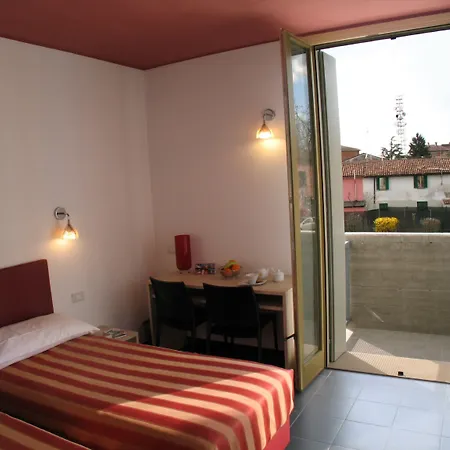 6 Porte Guesthouse-3