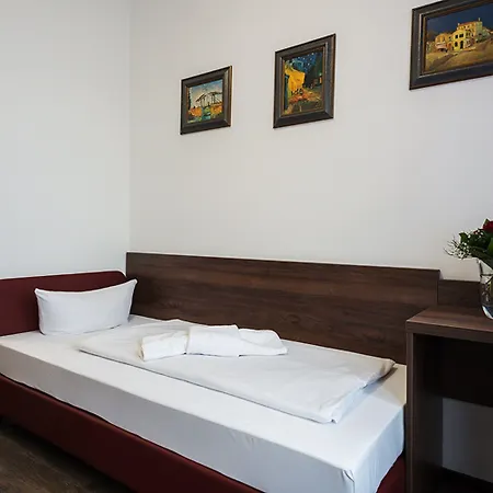 Queens Park Hotel-3