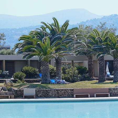Kernos Beach Hotel & Bungalows-3