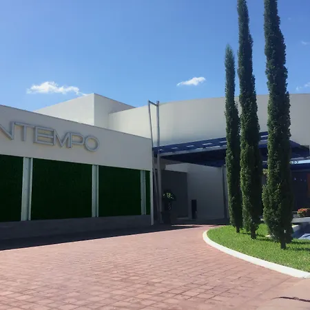 Hotel Contempo-3