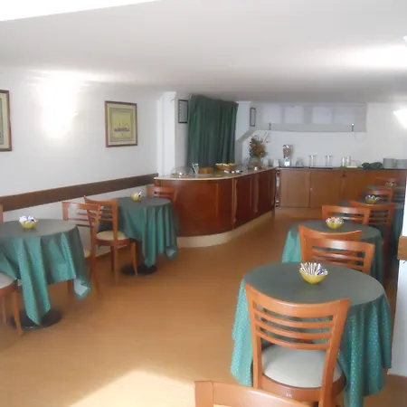 Hotel Traghetto-3