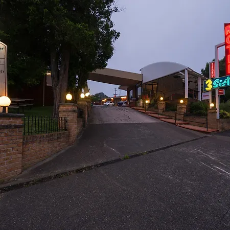 3 Sisters Motel-2