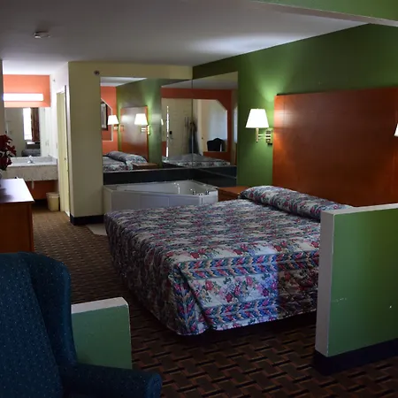 Royal Inn & Suites-2