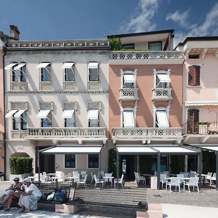 Hotel Locanda del Benaco-3