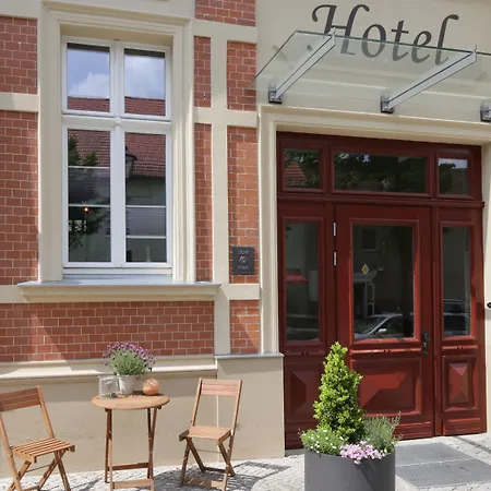 Gut Hotel Stadt Beelitz-3