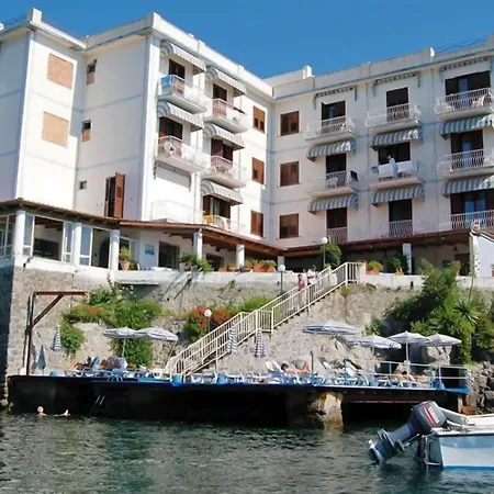 Hotel Rocce Azzurre-3