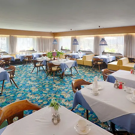 Hotel Weingarten-2