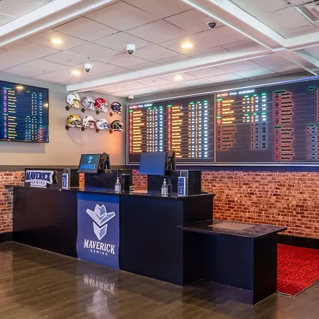 Grand Z Hotel Casino By Red Lion Hotels (Adults Only)-3