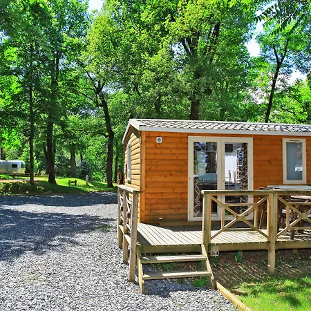 Albirondack Park Camping Lodge And Spa-3