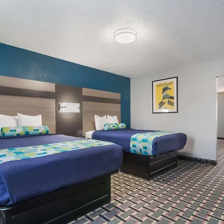 Knights Inn And Suites Salem-3