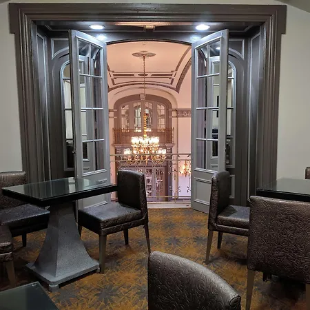 The Tudor Arms Hotel Cleveland - A Doubletree By Hilton-3