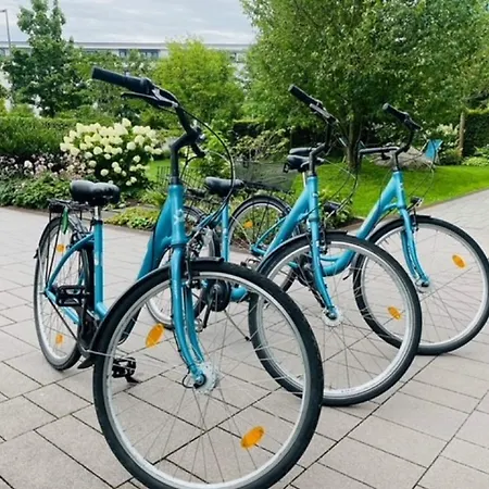 Motel One Salzburg-Süd-2