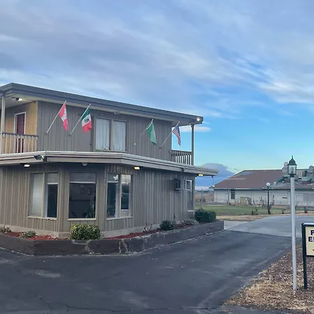 Motel Oasis-2