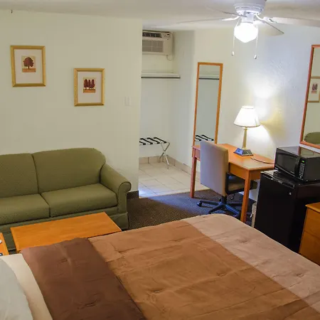 Budget Inn & Suites Colby-2