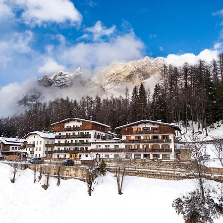 Hotel Des Alpes-3