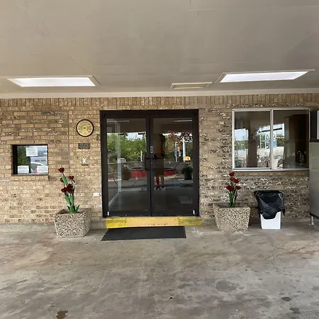 Glen Rose Inn & Suites-3