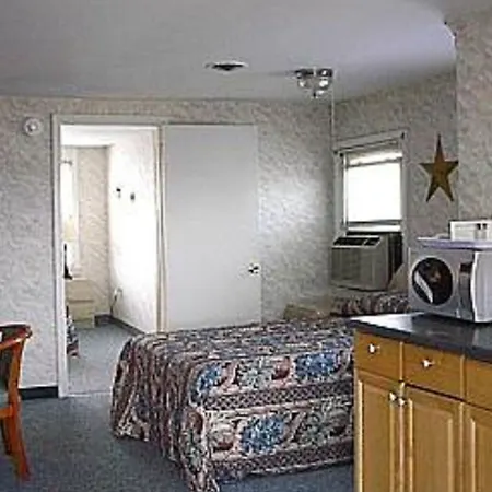 Pelican Point Motel-3