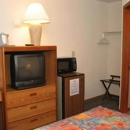 Sea Spray Motel-2