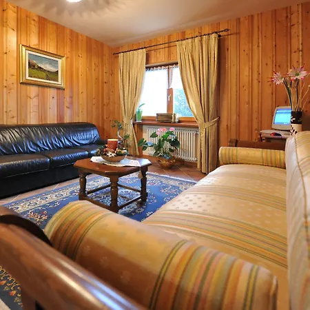 Family Apartments Le Chalet-3