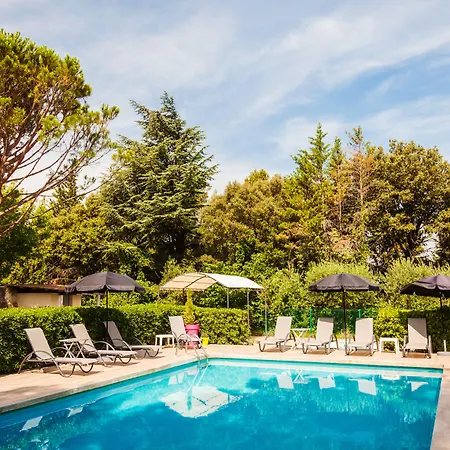 Le Petit Manoir Logis-3