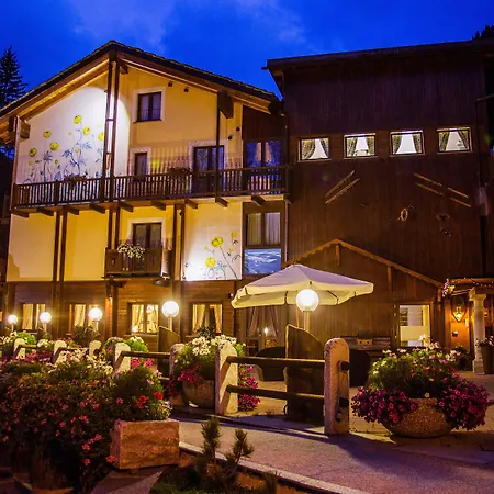 Hotel Boton D'Or & Wellness A La Thuile-3