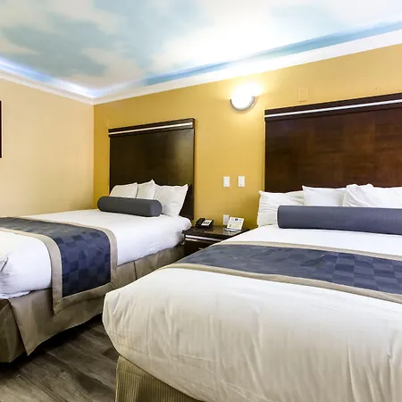 Hollywood Palms Inns & Suites-2