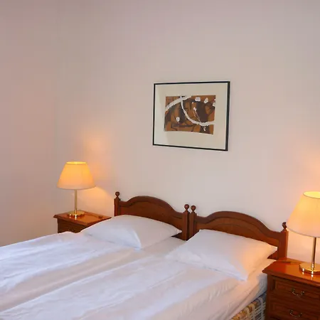 Hotel Schloss Spyker-2