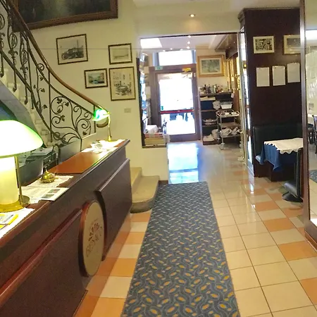 Lake Hotel Benaco-2