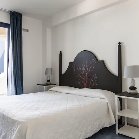 Hotel Cutimare - Aeolian Charme-3
