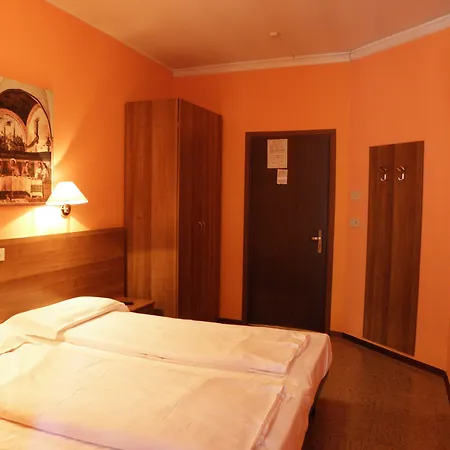 Hotel Corona-3