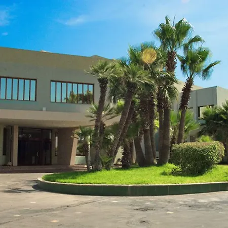 Hotel Eden Phoenix-2