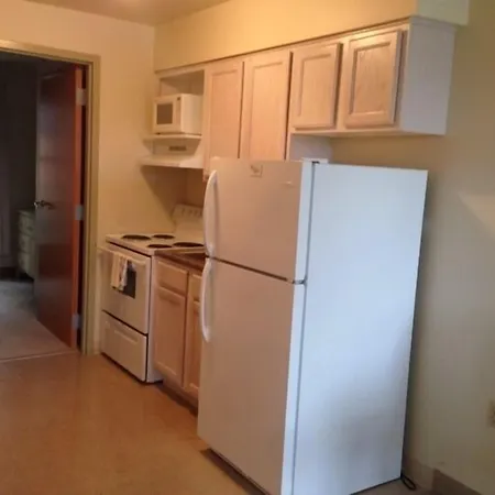 All Suites Inn Budget Host-3