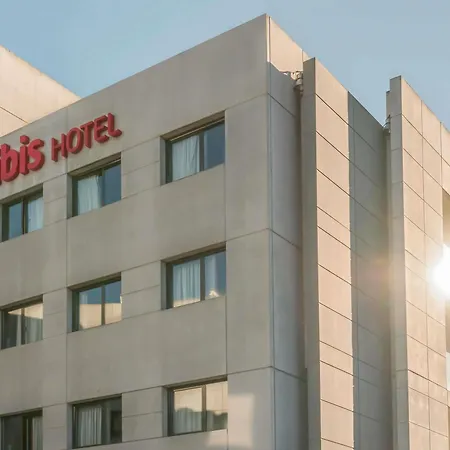 Ibis Girona-2