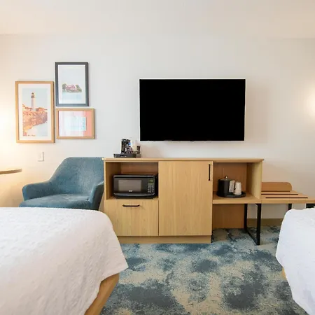 Hampton Inn Presque Isle-3