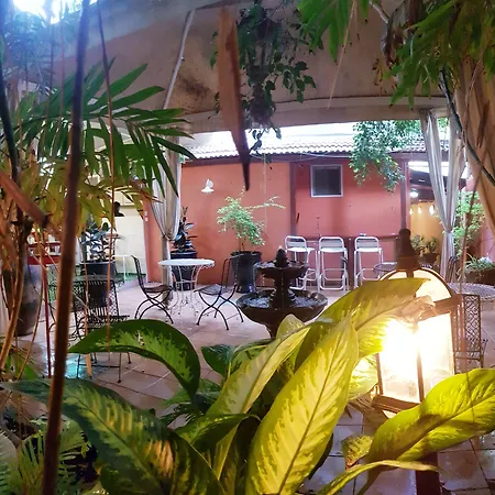 Central Hotel-2