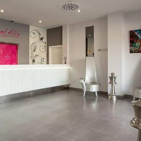 Alix Boutique-2