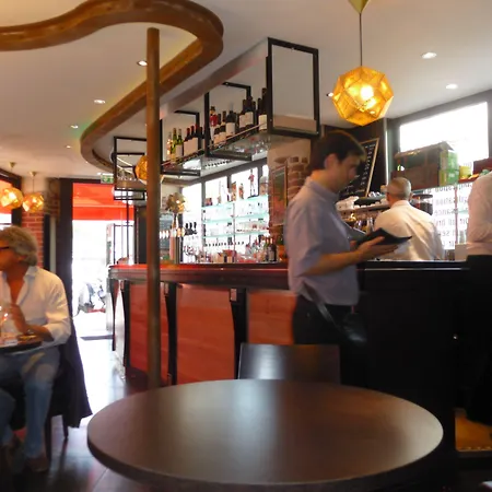 Café Hôtel de l'Avenir-3