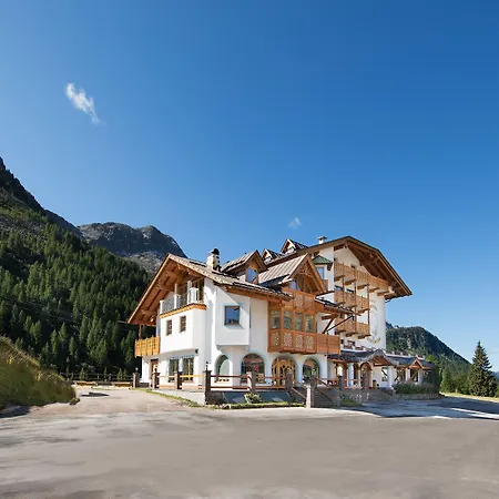 Hotel Cristallo-2