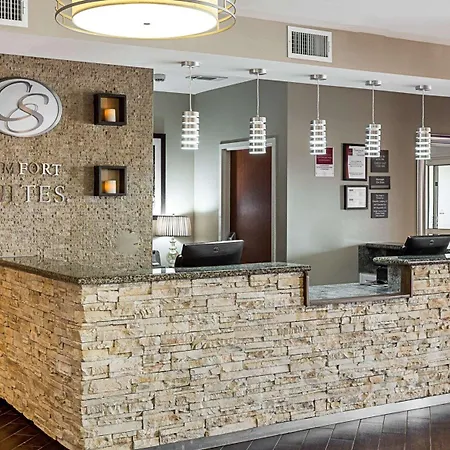 Comfort Suites Near Tanger Outlet Mall-3
