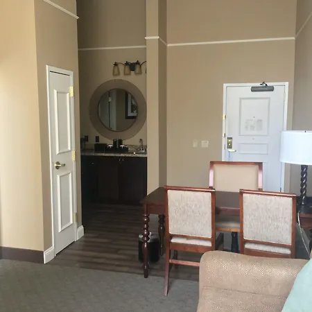 Embassy Suites Savannah Historic District-2