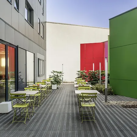 Aparthotel Adagio Access Paris Reuilly-3