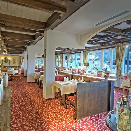 Alpenhotel Fischer-3