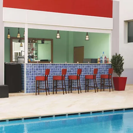 Ramada Encore By Wyndham Tangier-3
