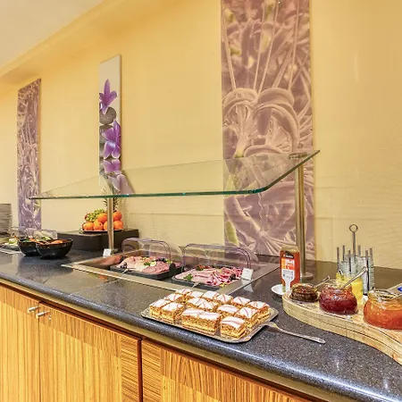 Centro Hotel Braunschweig City, Trademark Collection By Wyndham-3