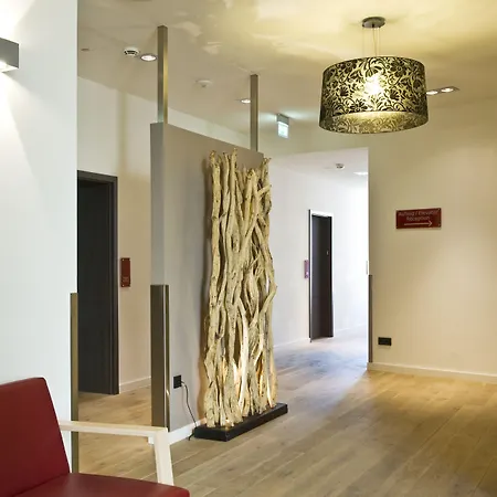 Gideon Hotel-2