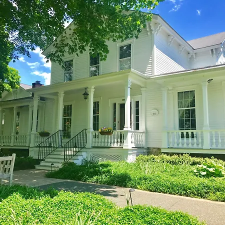 The Old Lyme Inn-3
