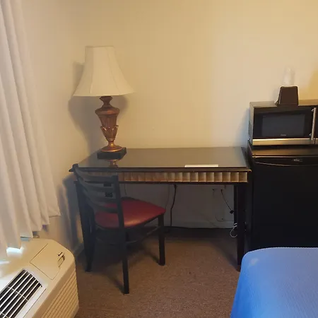 Ramada By Wyndham Williston-2