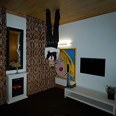 Hip Hotel-3