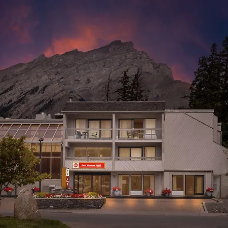 Best Western Plus Banff International Lodge-3