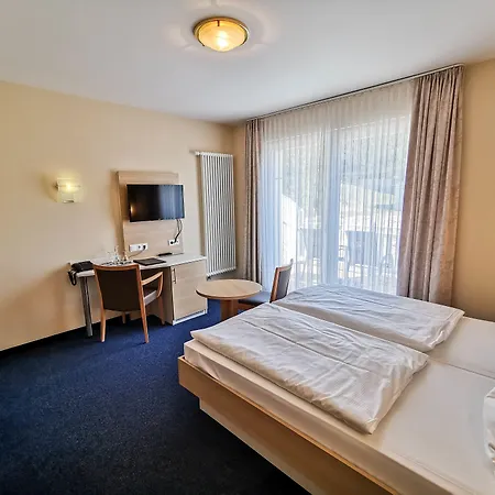 Wald-Hotel-2